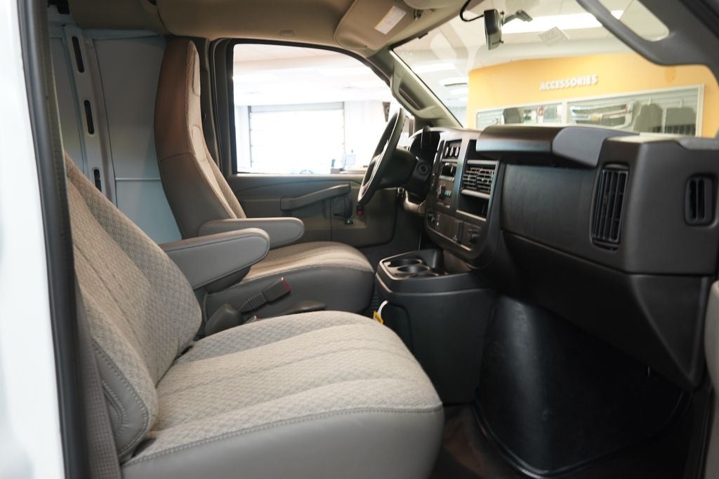 2026 Chevrolet Express 2500 Work Van Cargo
