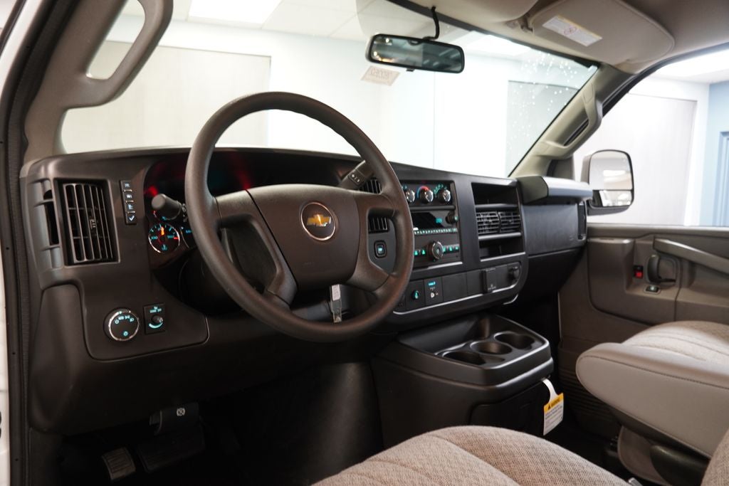2026 Chevrolet Express 2500 Work Van Cargo