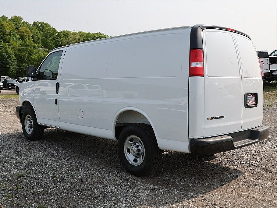 2025 Chevrolet Express 2500 Work Van Cargo
