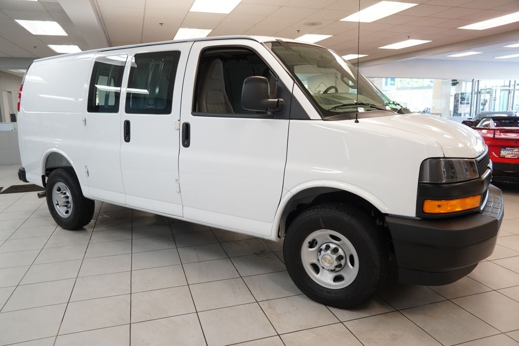 2026 Chevrolet Express 2500 Work Van Cargo