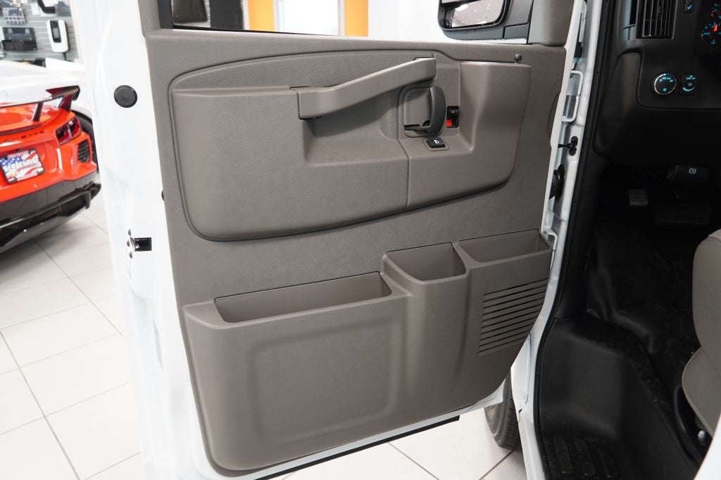 2026 Chevrolet Express 2500 Work Van Cargo