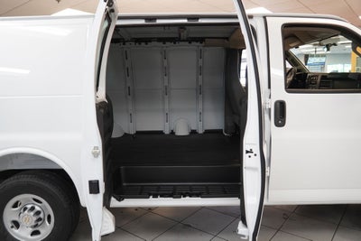2026 Chevrolet Express 2500 Work Van Cargo