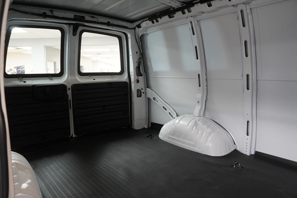 2026 Chevrolet Express 2500 Work Van Cargo