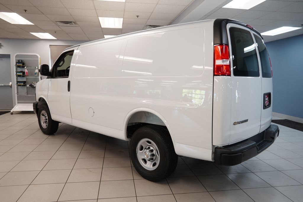 2026 Chevrolet Express 2500 Work Van Cargo