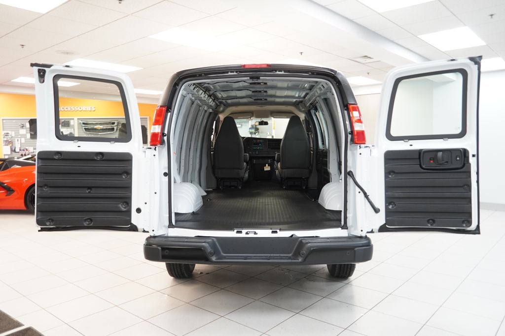 2026 Chevrolet Express 2500 Work Van Cargo