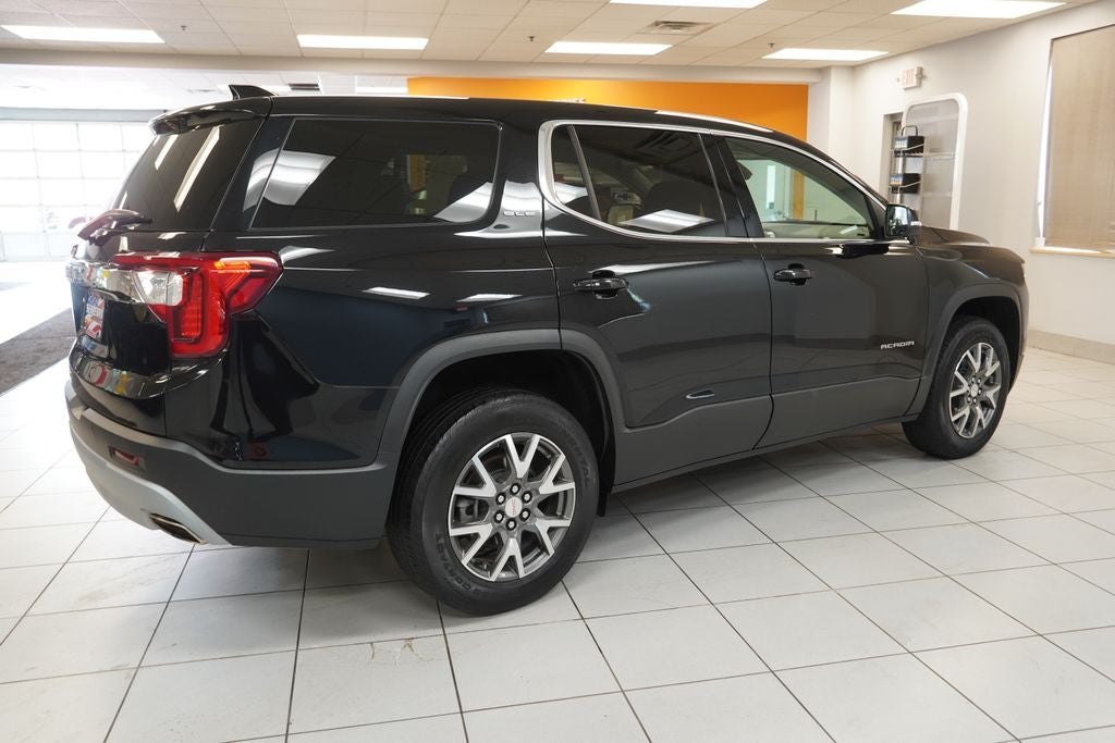 2022 GMC Acadia SLE