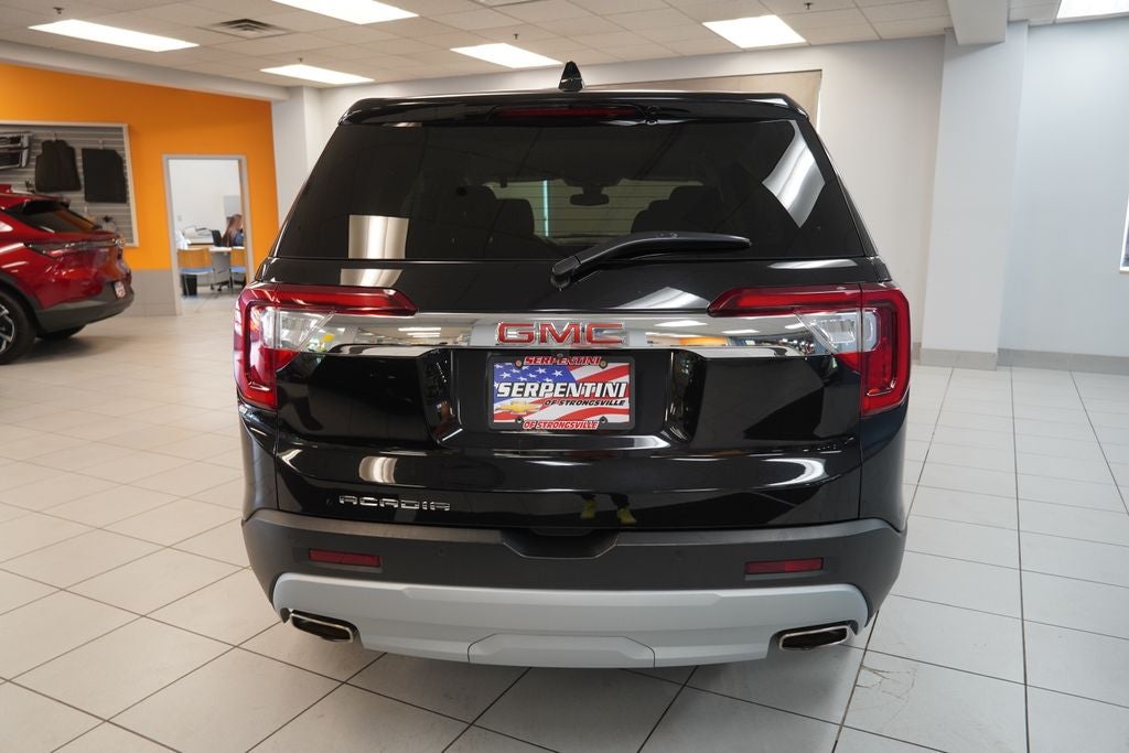2022 GMC Acadia SLE