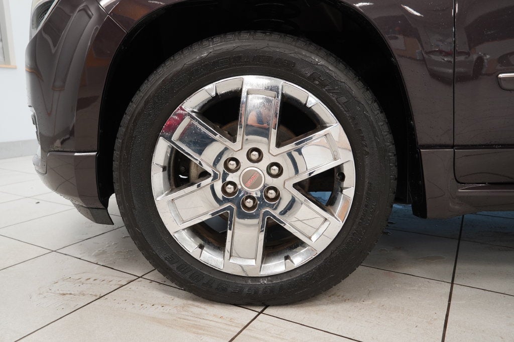 2016 GMC Acadia Denali ( AWD )