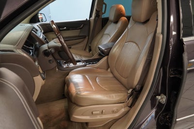 2016 GMC Acadia Denali ( AWD )