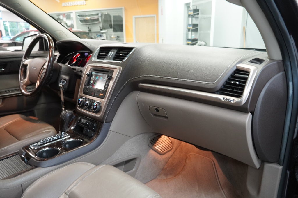 2016 GMC Acadia Denali ( AWD )