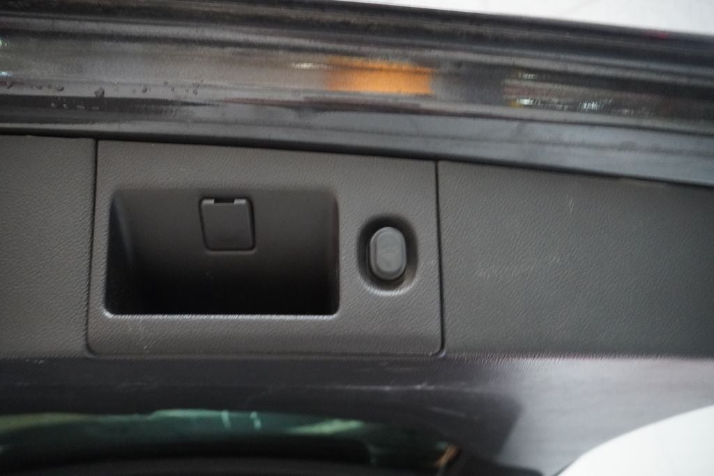 2015 GMC Yukon SLT 4WD / SUNROOF