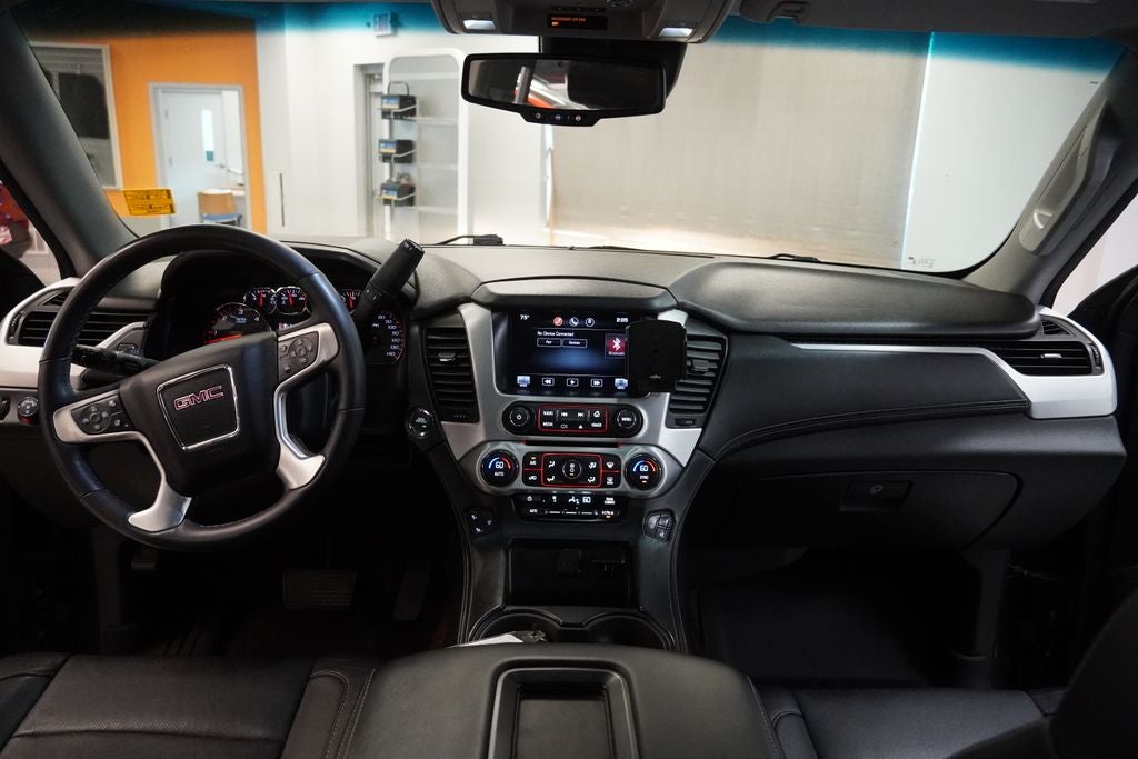 2015 GMC Yukon SLT 4WD / SUNROOF