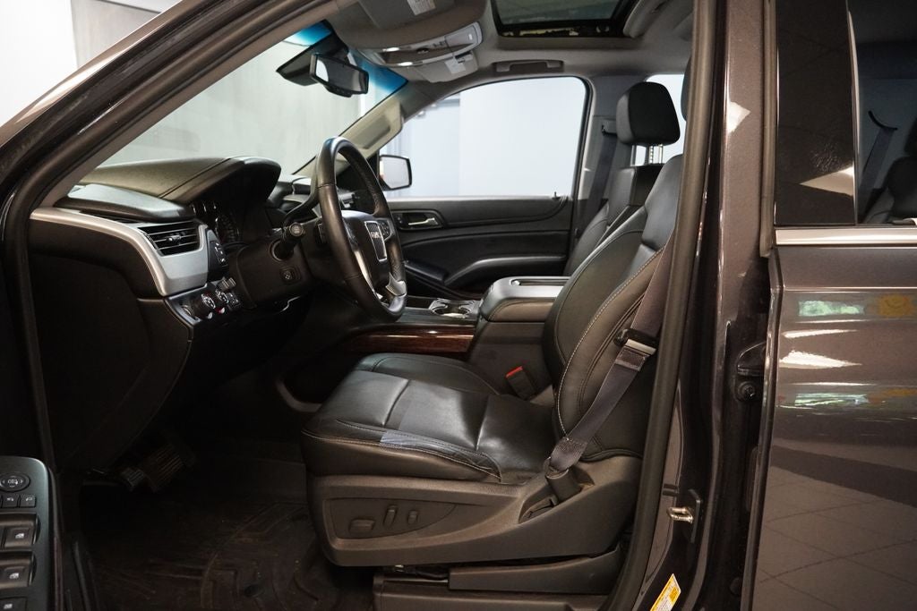 2015 GMC Yukon SLT 4WD / SUNROOF