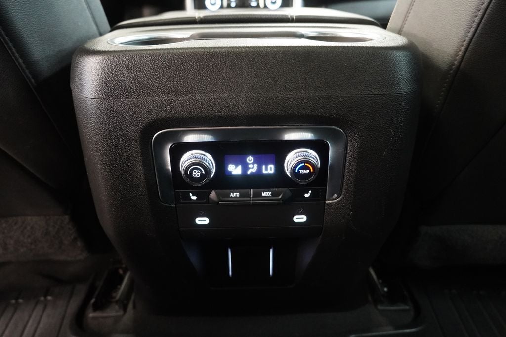 2022 GMC Yukon SLT 4WD
