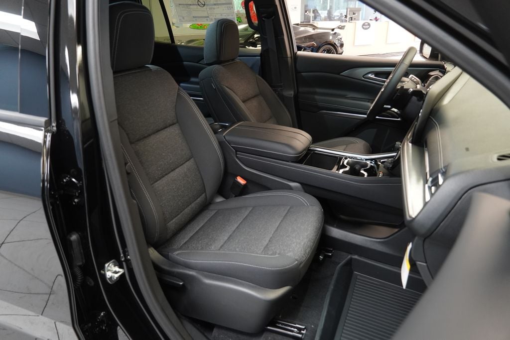 2027 Chevrolet Traverse LT 1LT