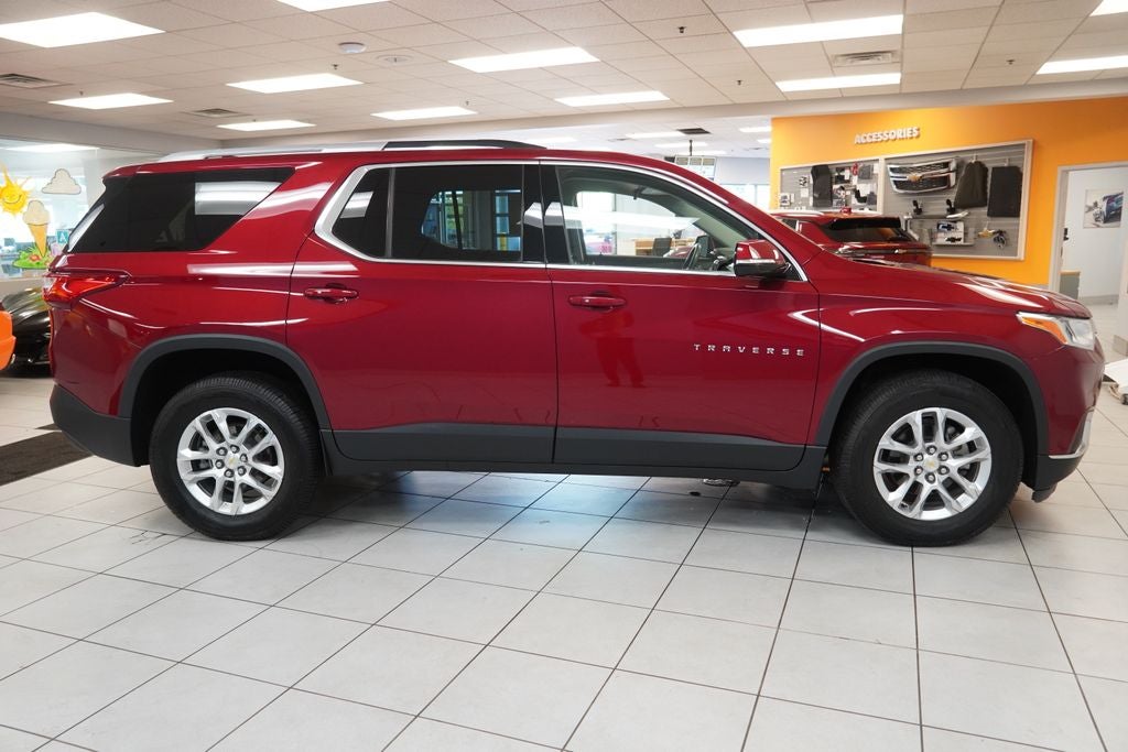 2018 Chevrolet Traverse LT Cloth w/1LT