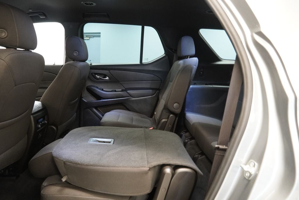 2024 Chevrolet Traverse Limited LT Cloth AWD