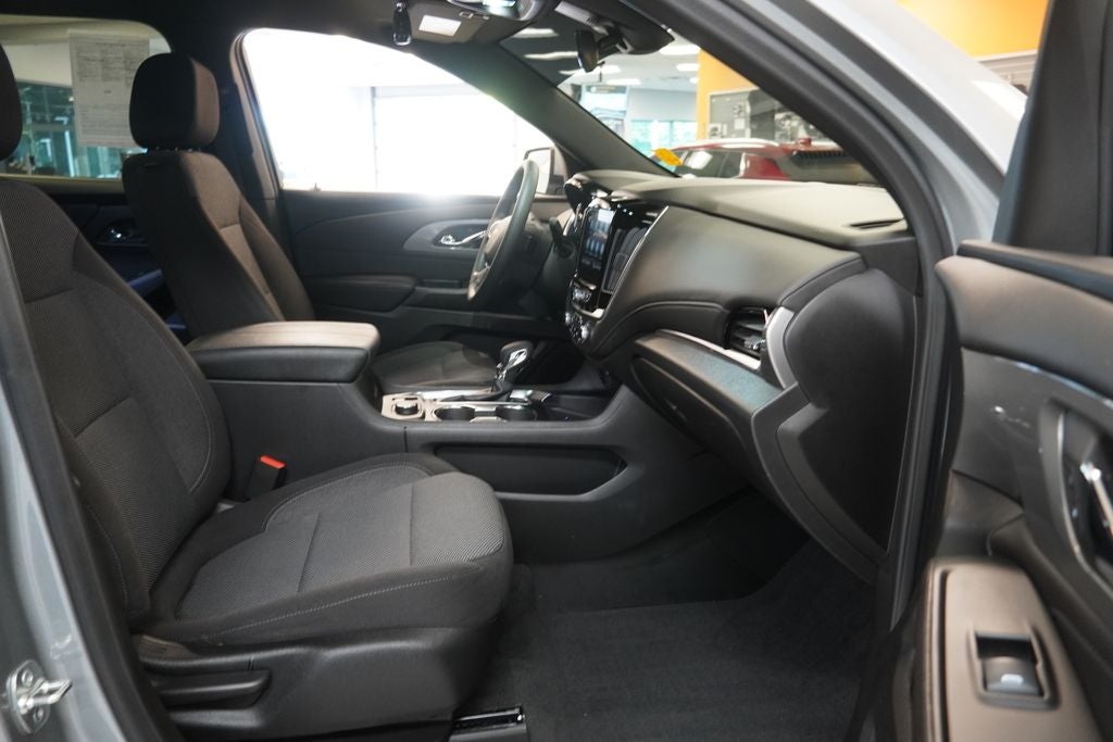 2024 Chevrolet Traverse Limited LT Cloth AWD