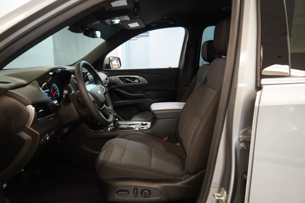 2024 Chevrolet Traverse Limited LT Cloth AWD