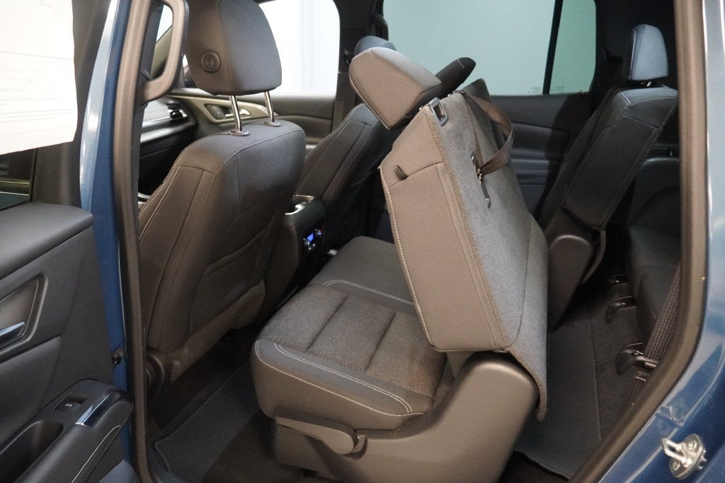 2024 Chevrolet Traverse LS (AWD)