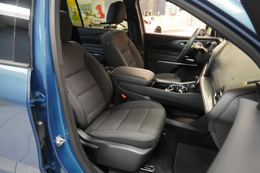 2024 Chevrolet Traverse LS (AWD)