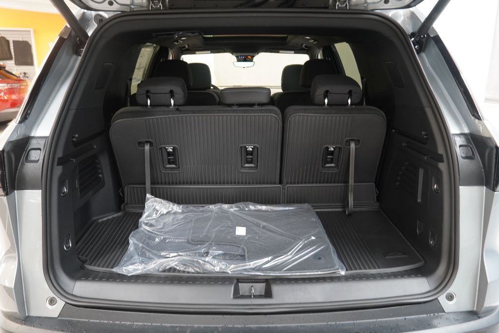 2026 Chevrolet Traverse LT 2LT