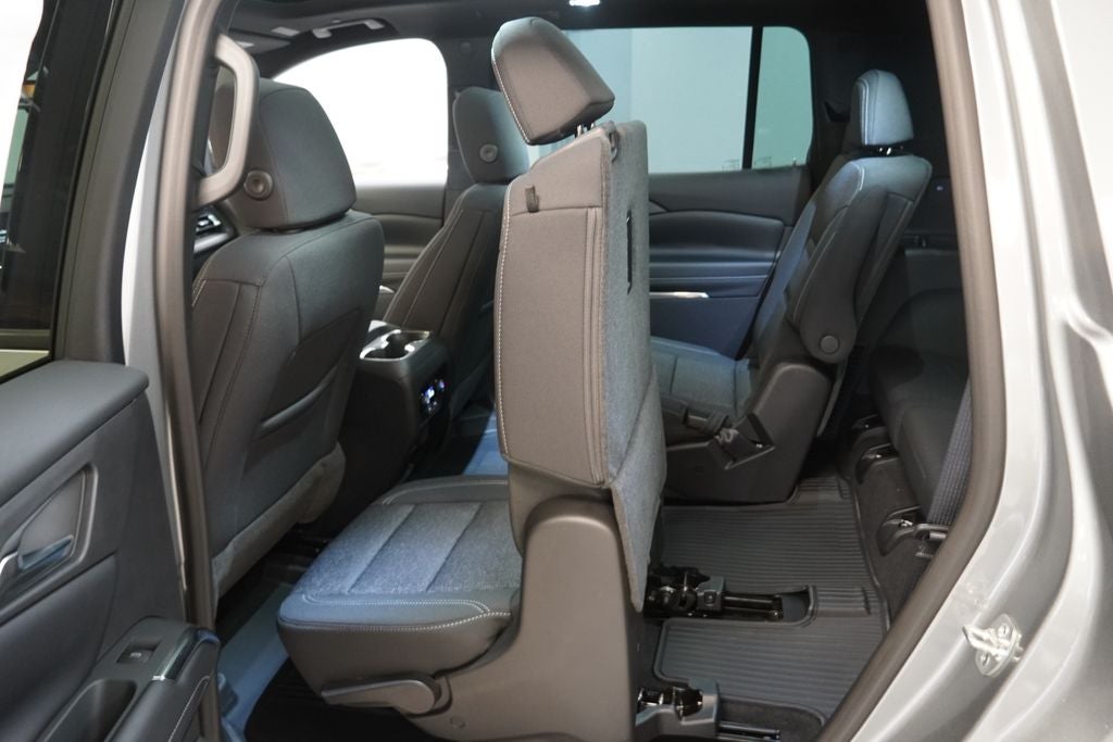 2026 Chevrolet Traverse LT 2LT