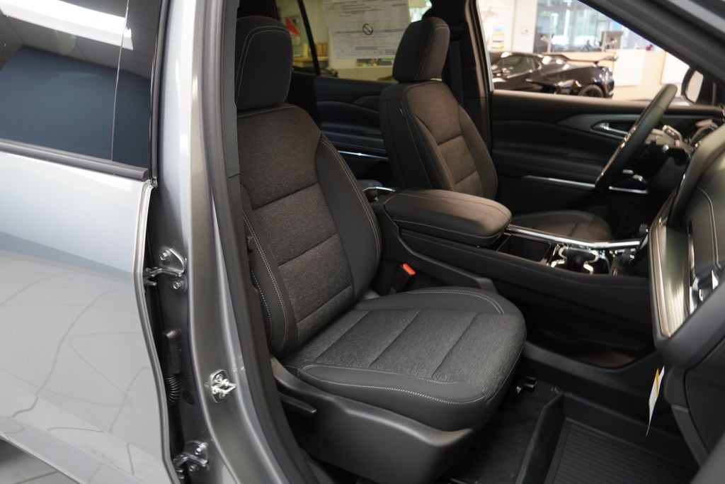 2026 Chevrolet Traverse LT 2LT