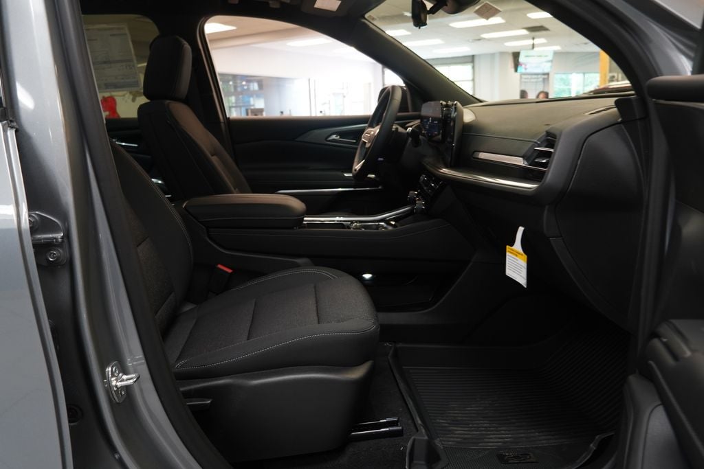 2026 Chevrolet Traverse LT 2LT