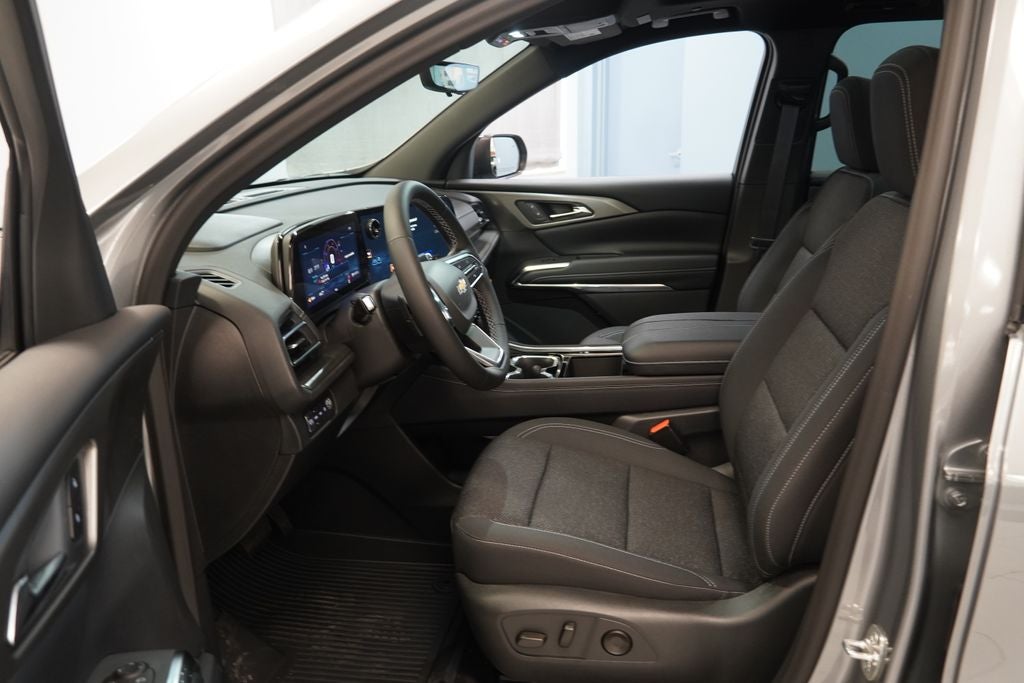 2026 Chevrolet Traverse LT 2LT