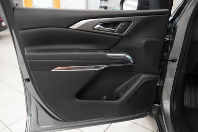 2027 Chevrolet Traverse LT 2LT