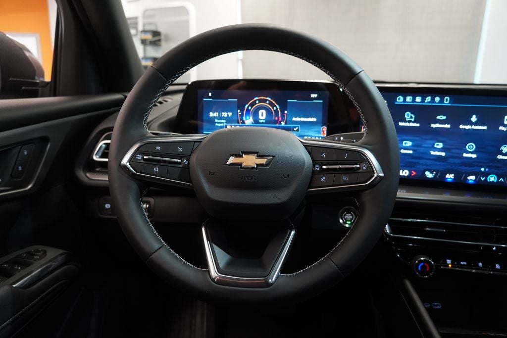 2027 Chevrolet Traverse LT 2LT