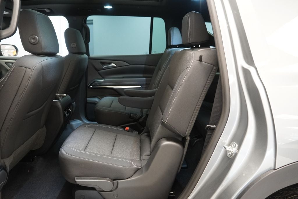 2027 Chevrolet Traverse LT 2LT