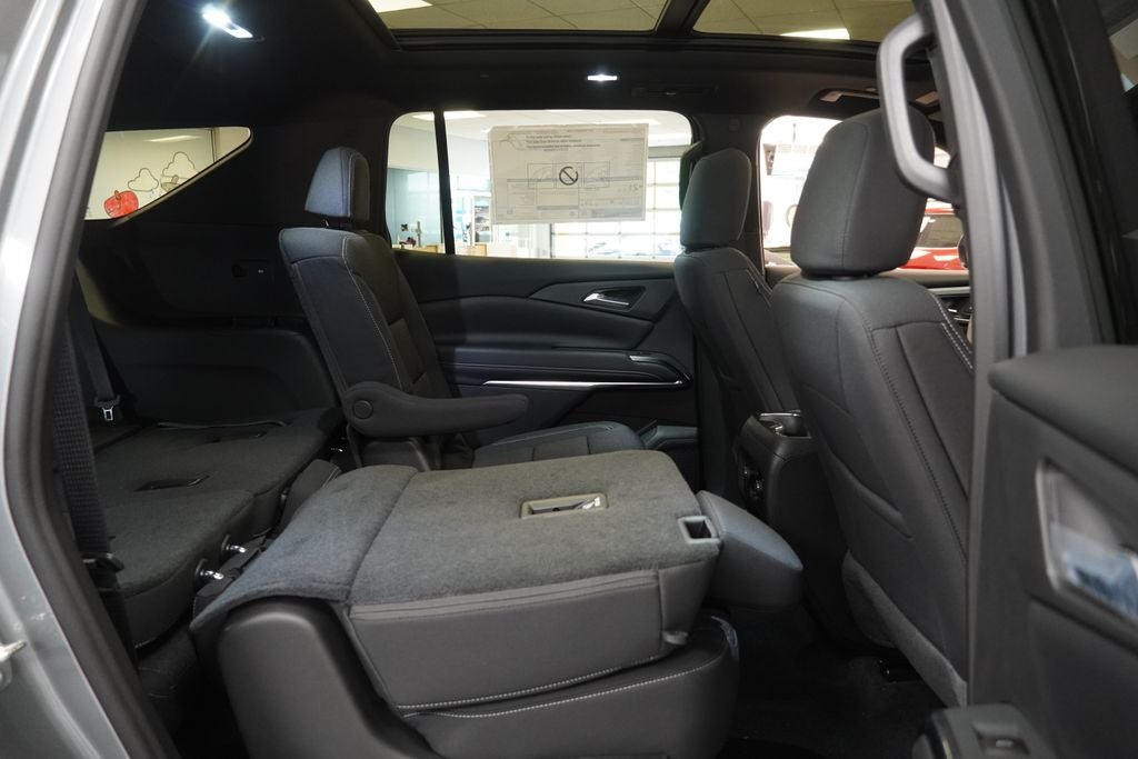 2027 Chevrolet Traverse LT 2LT