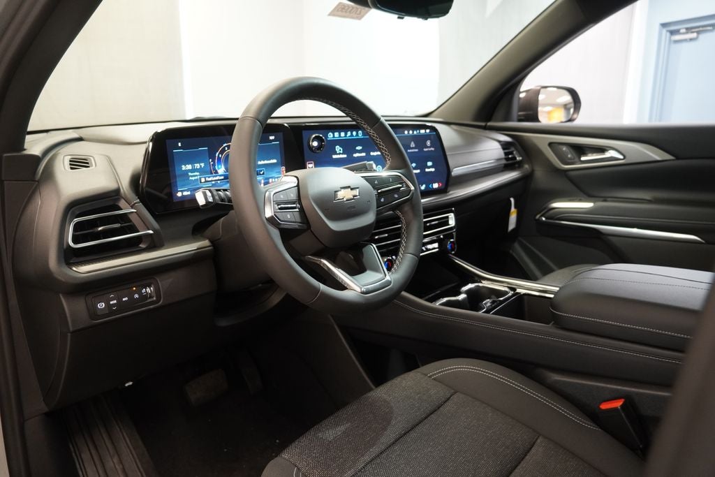 2027 Chevrolet Traverse LT 2LT