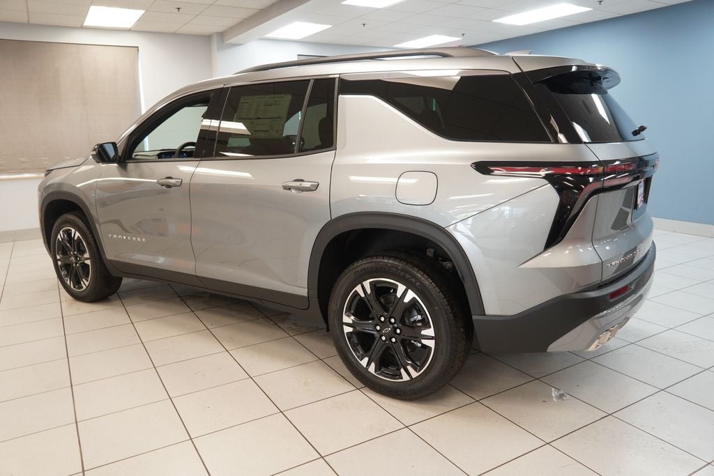 2027 Chevrolet Traverse LT 2LT