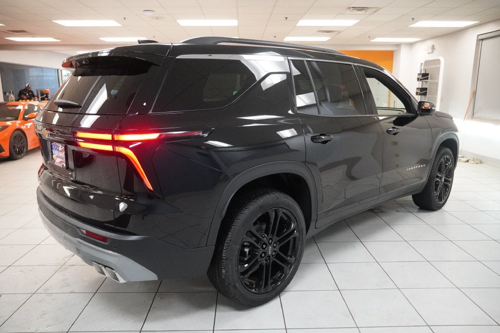 2027 Chevrolet Traverse LT 2LT