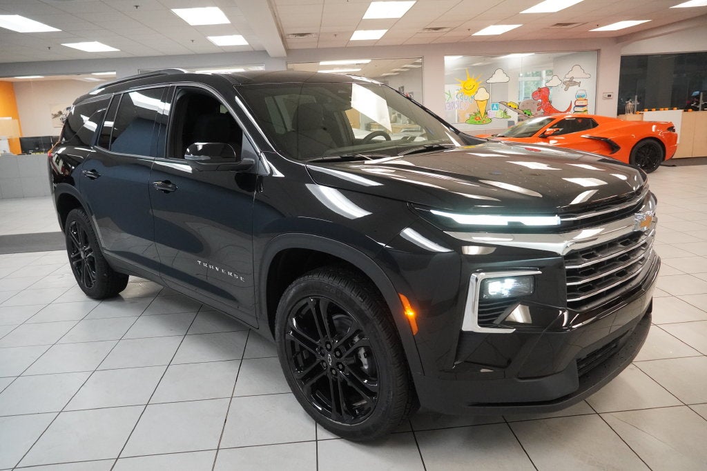 2027 Chevrolet Traverse LT 2LT