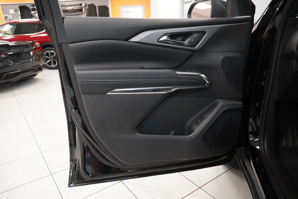 2027 Chevrolet Traverse LT 2LT