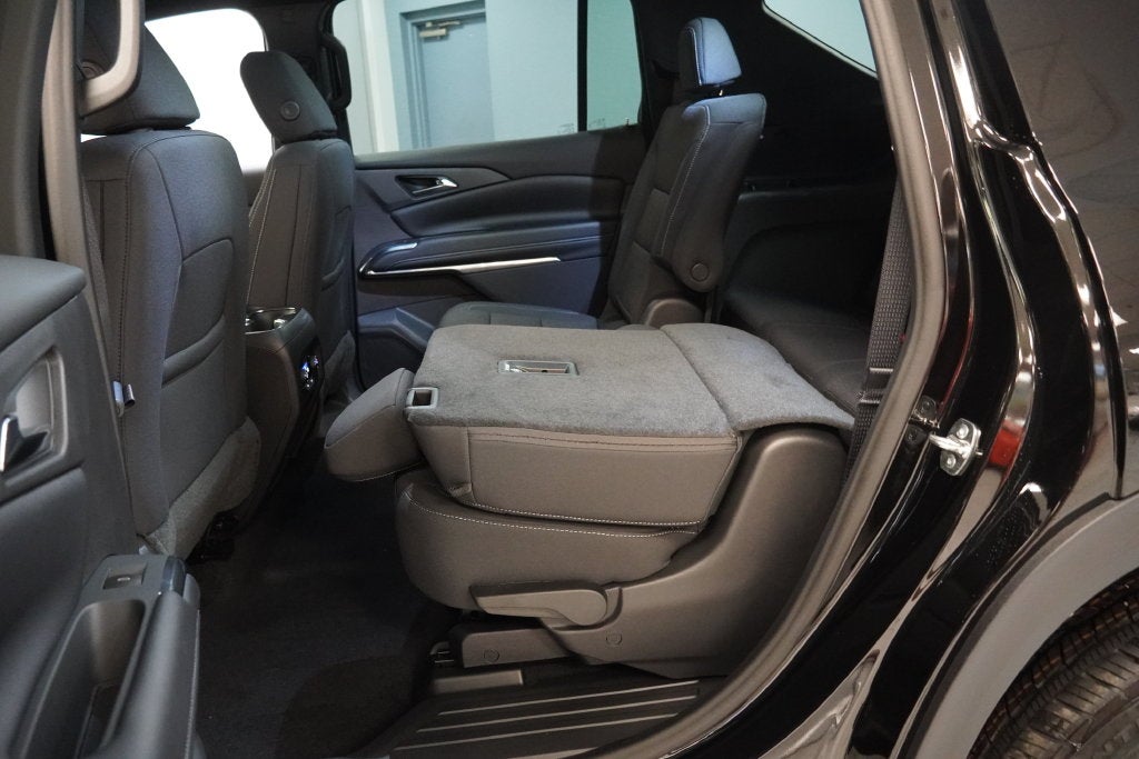 2027 Chevrolet Traverse LT 2LT