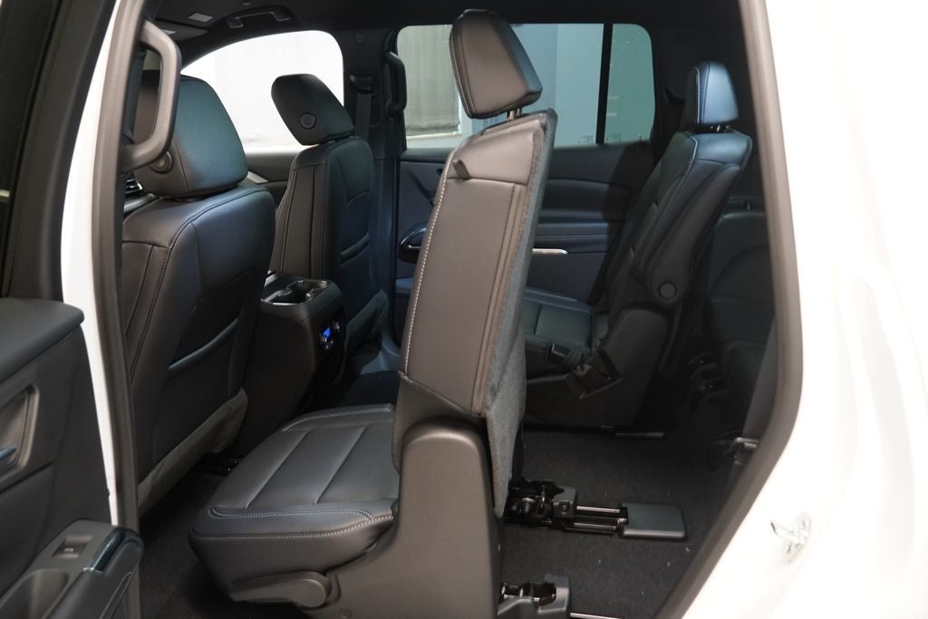 2026 Chevrolet Traverse LT 2LT