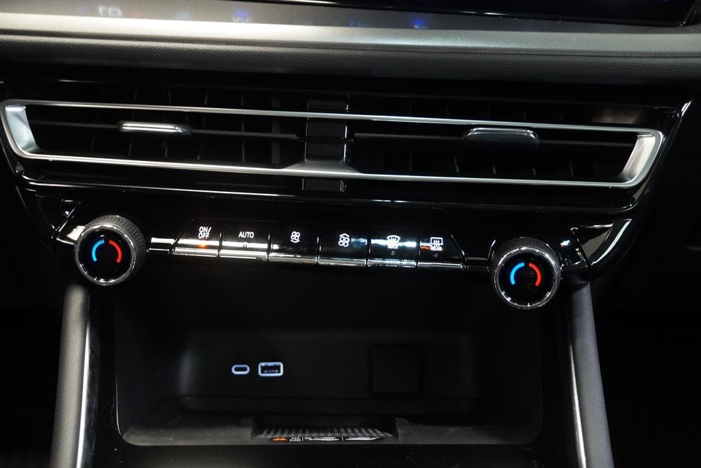 2026 Chevrolet Traverse LT 2LT