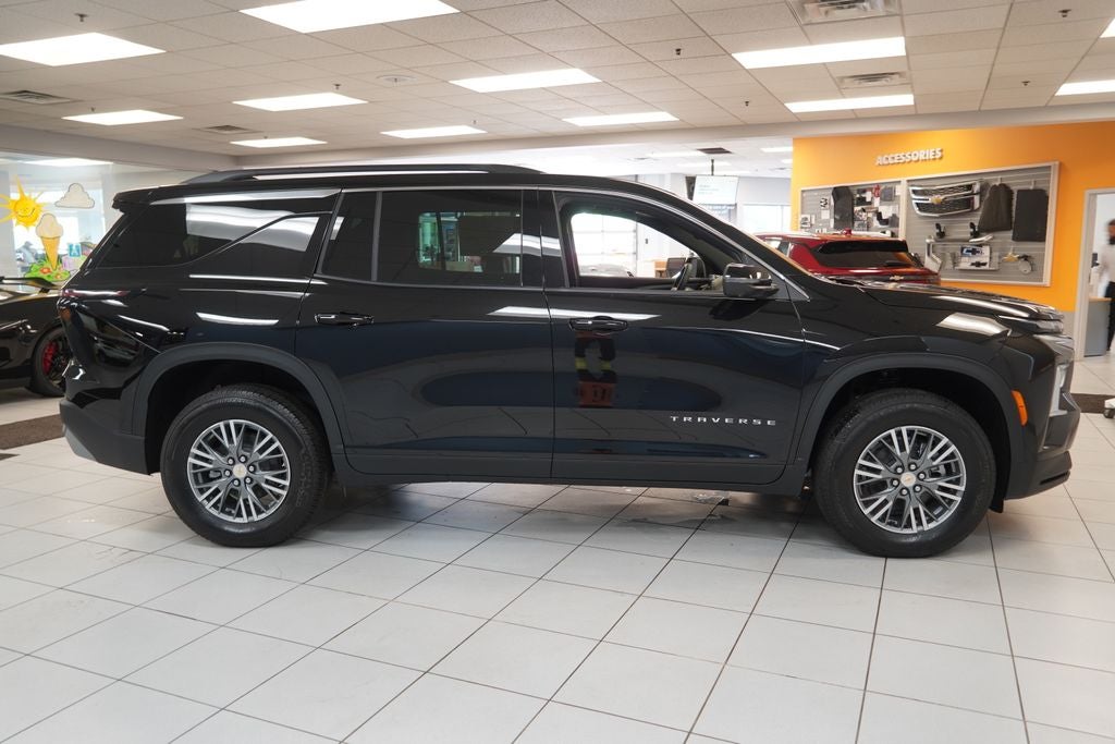 2026 Chevrolet Traverse LT 2LT