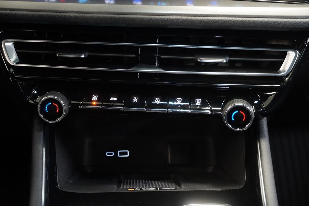 2026 Chevrolet Traverse LT 2LT