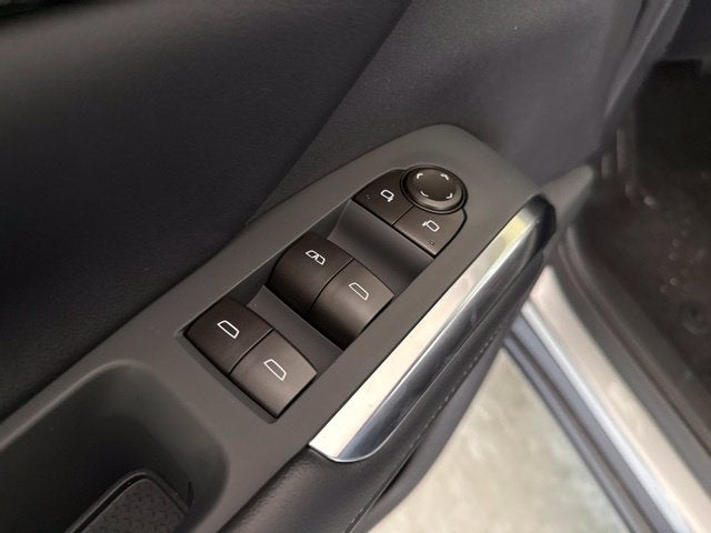 2027 Chevrolet Traverse LT 2LT