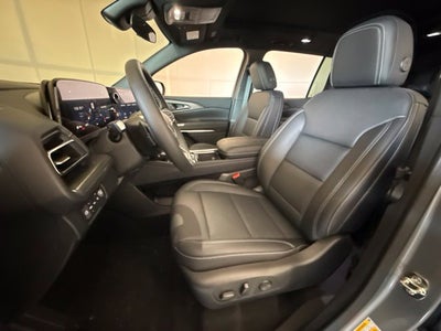 2027 Chevrolet Traverse LT 2LT