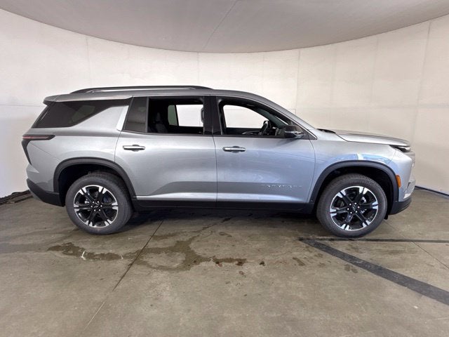 2027 Chevrolet Traverse LT 2LT