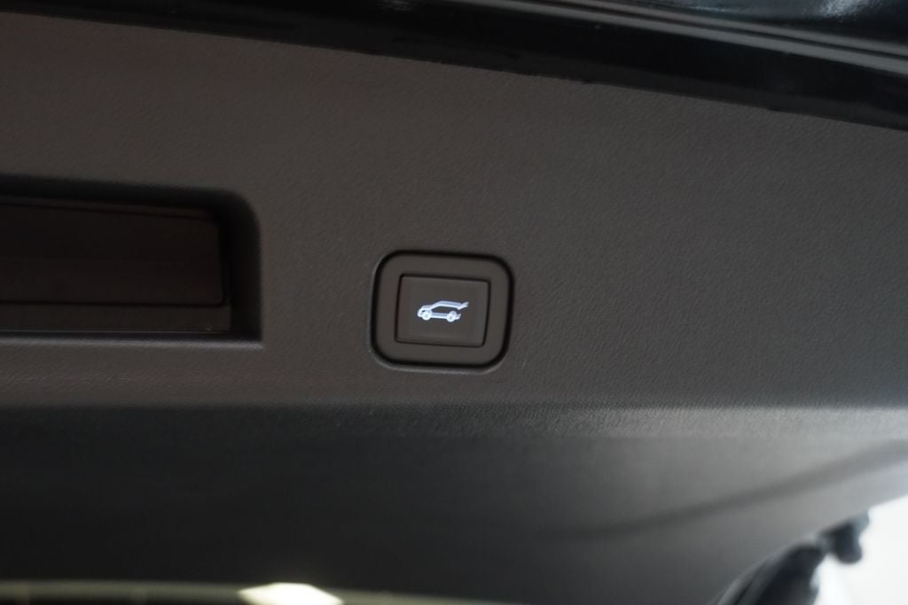 2027 Chevrolet Traverse LT 2LT