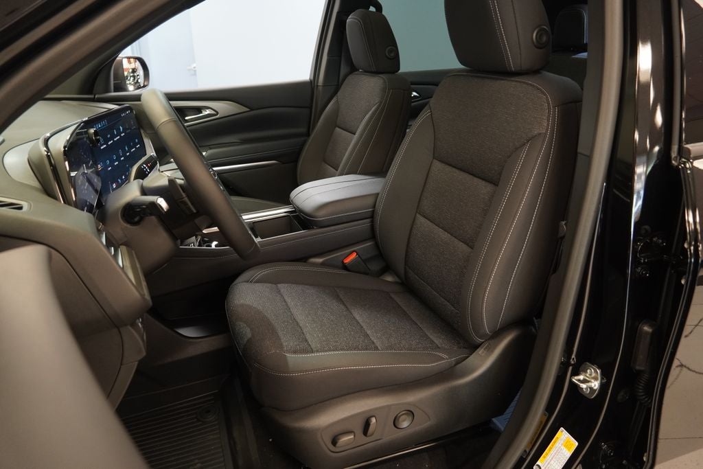 2027 Chevrolet Traverse LT 2LT