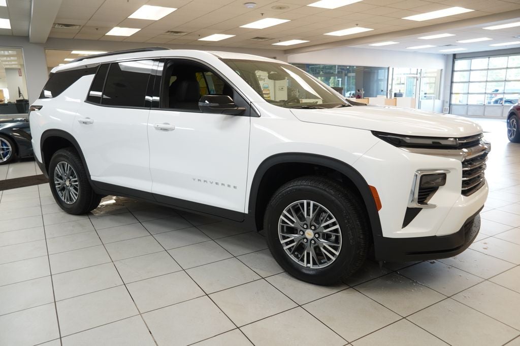 2027 Chevrolet Traverse LT 2LT